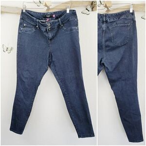 Torrid high waisted skinny jean